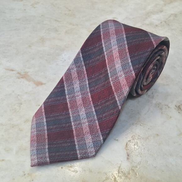 IRVINE PARK SILK TIE - Picture 1 of 9